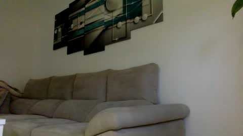 Snapshot of swee788485 chatting on December 3, 2025, 4:27 pm ALBA online show from December 3, 2025, 4:27 pm