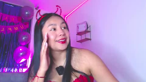 Snapshot of sweeet_amy chatting on October 8, 2025, 9:23 pm Amy IG sweeet amy0 online show from October 8, 2025, 9:23 pm