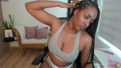 Snapshot of sweer_oshun chatting on December 10, 2024, 7:00 pm Evangeline online show from December 10, 2024, 7:00 pm