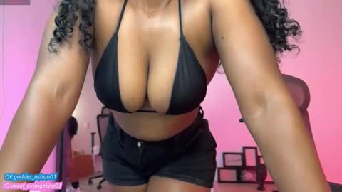 Snapshot of sweer_oshun chatting on September 11, 2025, 4:29 pm Evangeline online show from September 11, 2025, 4:29 pm