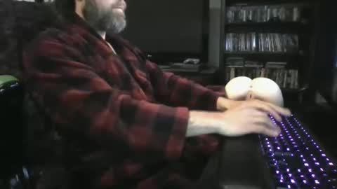 sweet1514 online show from November 23, 2025, 3:45 pm