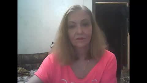 sweet4blonde609 online show from June 7, 2026, 3:38 pm