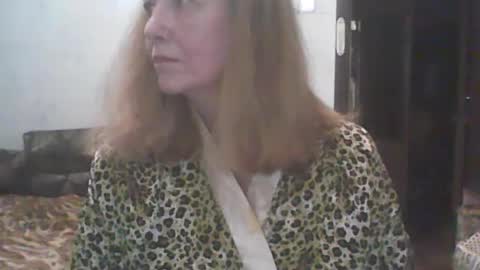 sweet4blonde609 online show from August 4, 2026, 7:05 pm