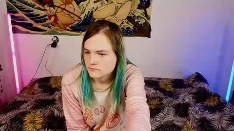 Haeyang  Torry online show from October 18, 2025, 5:21 am