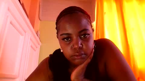 sweet52537 online show from October 5, 2025, 8:45 am