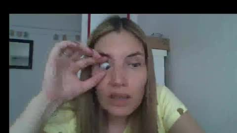 Snapshot of sweet__alana chatting on January 3, 2025, 11:23 pm Sweet alana online show from January 3, 2025, 11:23 pm