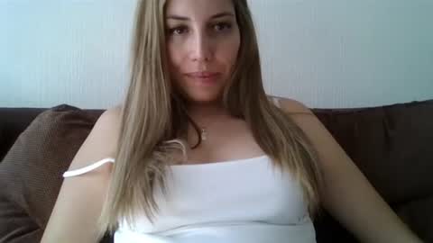 Snapshot of sweet__alana chatting on January 30, 2025, 8:53 pm Sweet alana online show from January 30, 2025, 8:53 pm