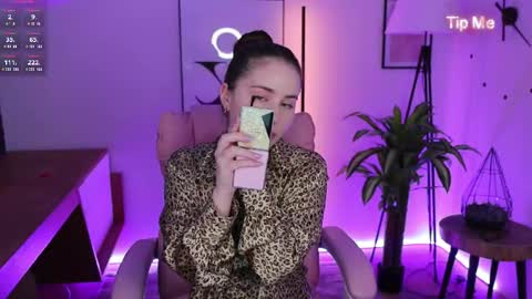 Sweet  Amily online show from November 22, 2025, 7:40 am