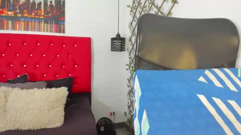 Carolina online show from December 1, 2025, 3:17 pm