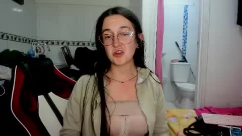 sweet__suck69bitch online show from July 23, 2026, 2:09 am