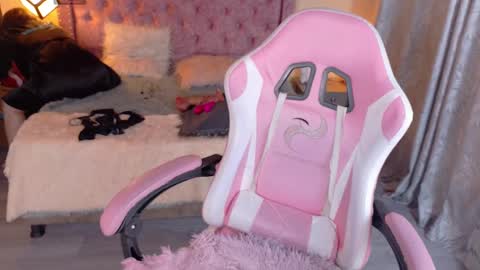 sweet__thang online show from September 13, 2025, 5:40 am