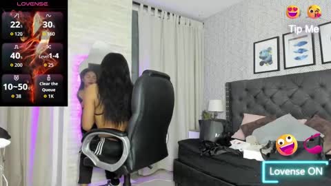 Snapshot of sweet__vanessa1 chatting on October 3, 2025, 5:15 am Vanessa online show from October 3, 2025, 5:15 am