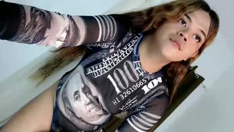 Snapshot of sweet_ahrii chatting on October 28, 2025, 7:23 am CLEO online show from October 28, 2025, 7:23 am