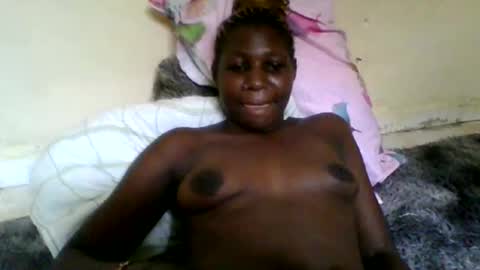 Snapshot of sweet_amor01 chatting on December 20, 2024, 8:49 am clara online show from December 20, 2024, 8:49 am