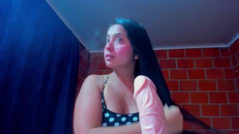 sweet and hot alaia online show from February 13, 2026, 2:40 am