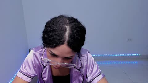 Anie online show from December 22, 2024, 3:55 am