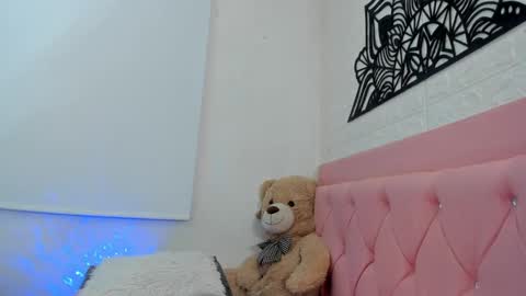 Snapshot of sweet_aslhey chatting on December 11, 2024, 12:23 pm Ashley online show from December 11, 2024, 12:23 pm