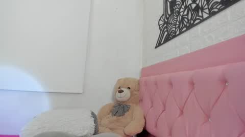 Snapshot of sweet_aslhey chatting on December 23, 2024, 11:17 pm Ashley online show from December 23, 2024, 11:17 pm