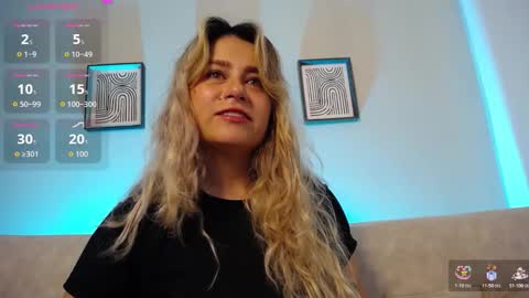 Snapshot of sweet_bella_valery_ chatting on November 13, 2025, 10:19 pm Bella Valery online show from November 13, 2025, 10:19 pm