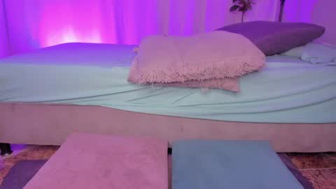 Chelsy  online show from December 10, 2024, 11:51 pm