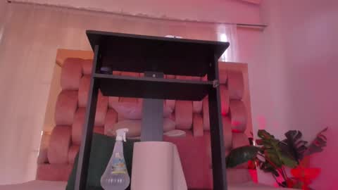 Chelsy  online show from September 29, 2025, 5:40 pm