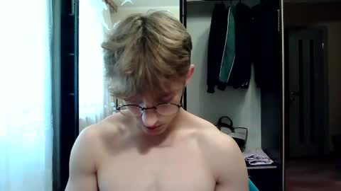 Snapshot of sweet_boy06 chatting on June 26, 2026, 9:57 am Sweet boy06 online show from June 26, 2026, 9:57 am