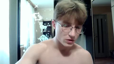 Snapshot of sweet_boy06 chatting on June 28, 2026, 11:49 am Sweet boy06 online show from June 28, 2026, 11:49 am