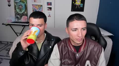 Snapshot of sweet_boys_xx chatting on December 11, 2024, 3:58 pm CristianBrayan PVT OPEN online show from December 11, 2024, 3:58 pm