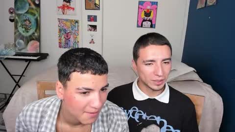 Snapshot of sweet_boys_xx chatting on January 7, 2025, 2:30 pm CristianBrayan PVT OPEN online show from January 7, 2025, 2:30 pm