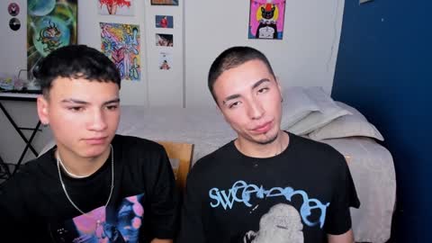 Snapshot of sweet_boys_xx chatting on January 16, 2025, 2:30 pm CristianBrayan PVT OPEN online show from January 16, 2025, 2:30 pm
