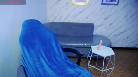 Snapshot of sweet_cam_v chatting on May 28, 2026, 3:04 am Hi Stream 1430 to 2100pm online show from May 28, 2026, 3:04 am