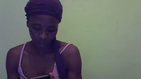 sweet_candie01 online show from November 10, 2025, 1:21 pm