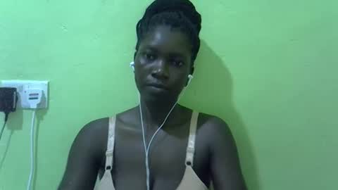 sweet_cherie1 online show from March 16, 2026, 8:13 pm