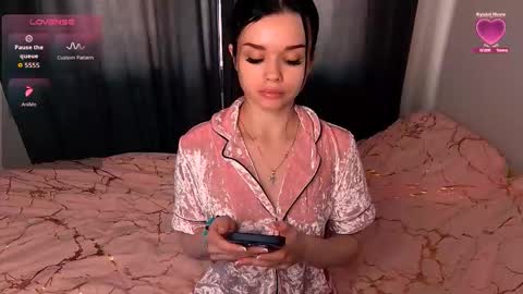 Sofia online show from October 17, 2025, 3:03 pm