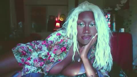 SweetDahlia online show from October 12, 2025, 6:29 pm