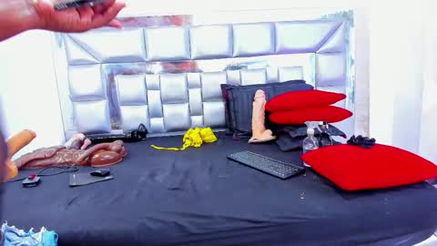 Sara online show from December 14, 2025, 3:01 am