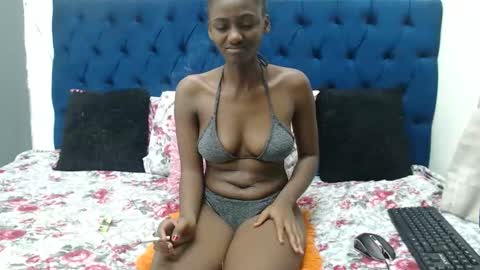 Snapshot of sweet_facexx chatting on September 10, 2025, 8:25 am sweet_facexx online show from September 10, 2025, 8:25 am