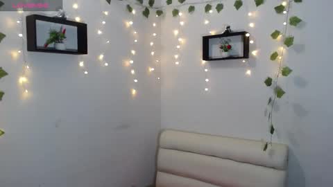 Snapshot of sweet_feeling30 chatting on November 5, 2025, 10:54 pm carolina online show from November 5, 2025, 10:54 pm