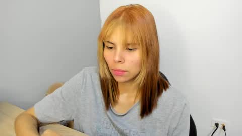 Snapshot of sweet_hann chatting on February 25, 2025, 10:29 pm Hanna online show from February 25, 2025, 10:29 pm