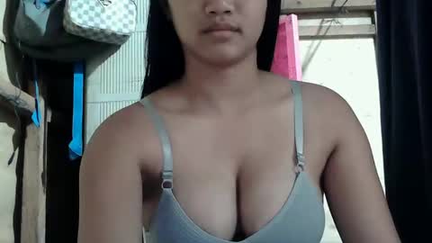 Hazel online show from February 7, 2026, 10:57 pm