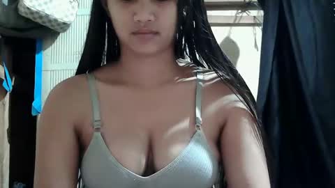 Hazel online show from February 17, 2026, 6:36 pm