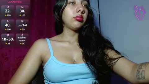 Snapshot of sweet_isaa chatting on February 21, 2025, 4:07 am Hello welcome to my room - follow me please online show from February 21, 2025, 4:07 am