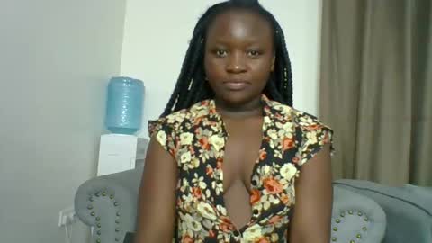 Snapshot of sweet_jenica chatting on January 4, 2025, 4:44 am ESTHER NEEMA online show from January 4, 2025, 4:44 am