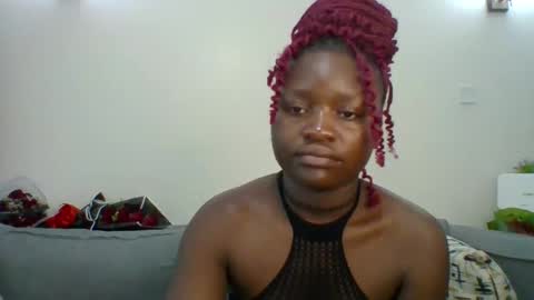 Snapshot of sweet_jenica chatting on March 6, 2025, 4:41 am ESTHER NEEMA online show from March 6, 2025, 4:41 am