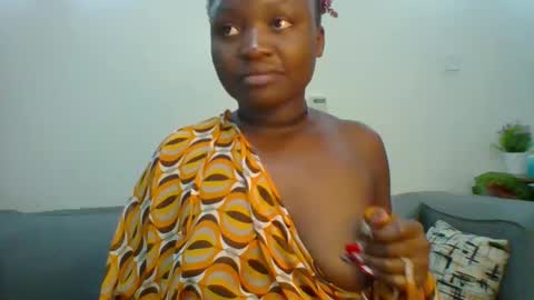 Snapshot of sweet_jenica chatting on March 10, 2025, 7:53 am ESTHER NEEMA online show from March 10, 2025, 7:53 am