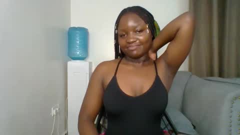 Snapshot of sweet_jenica chatting on February 6, 2026, 4:28 am ESTHER NEEMA online show from February 6, 2026, 4:28 am