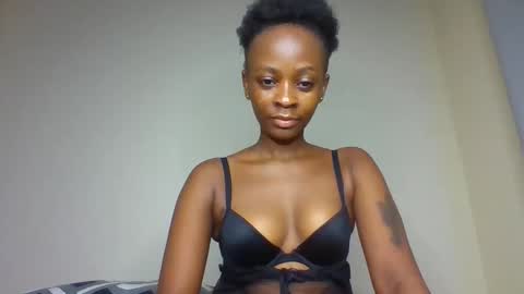 sweet_jovial online show from May 27, 2026, 6:16 pm