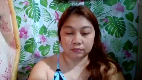 Snapshot of sweet_kayley chatting on December 12, 2024, 4:37 am sweet_kayley online show from December 12, 2024, 4:37 am