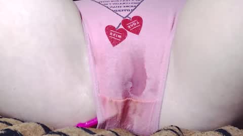 Kitten online show from February 8, 2025, 12:06 pm