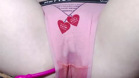 Kitten online show from February 19, 2025, 1:17 pm